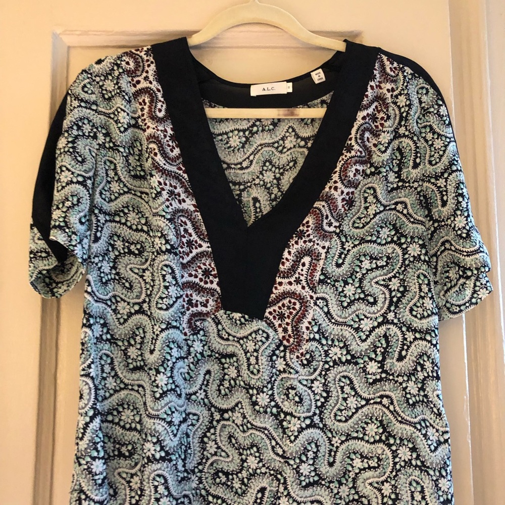 ALC silk paisley blouse. Perfect. Size 0.